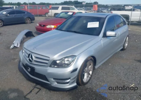 2013 Mercedes-Benz C 300 Sport 4Matic from USA, damaged, VIN WDDGF8AB4DG120995